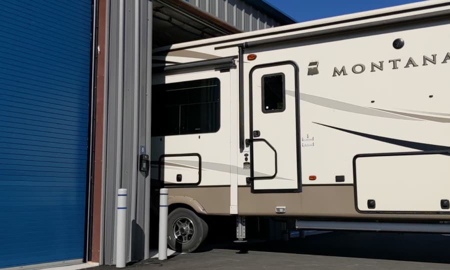 Montana 5th wheel camper Titan Storage Spanish Fort AL
